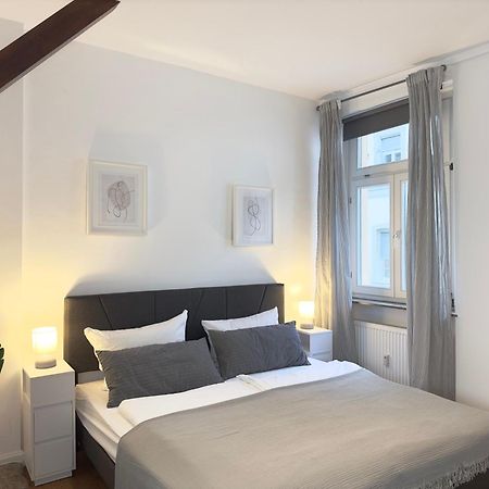 Luxury Old Town Suite - Xxl Terrasse & Xxl Penthouse ไฮเดลเบิร์ก ภายนอก รูปภาพ